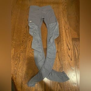 alo size 2 grey leggings with mesh